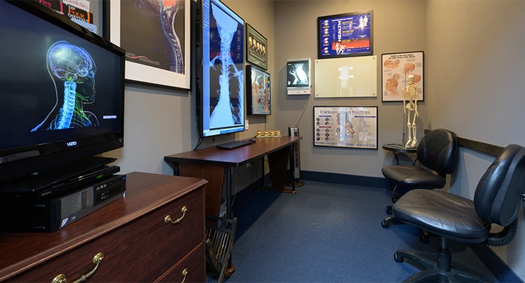 Chiropractic Dallas TX Patient Consultation Room